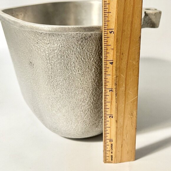 Vintage Silver Seal Heart Shaped Triangle Pot - Picture 7 of 10